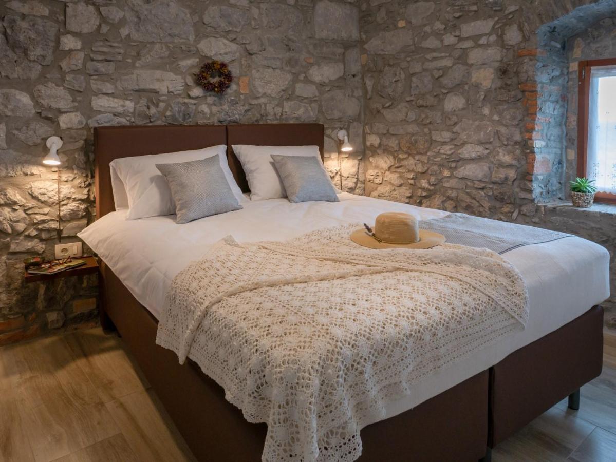 Apartmaji In Sobe Odlicna Hisa Štanjel Εξωτερικό φωτογραφία